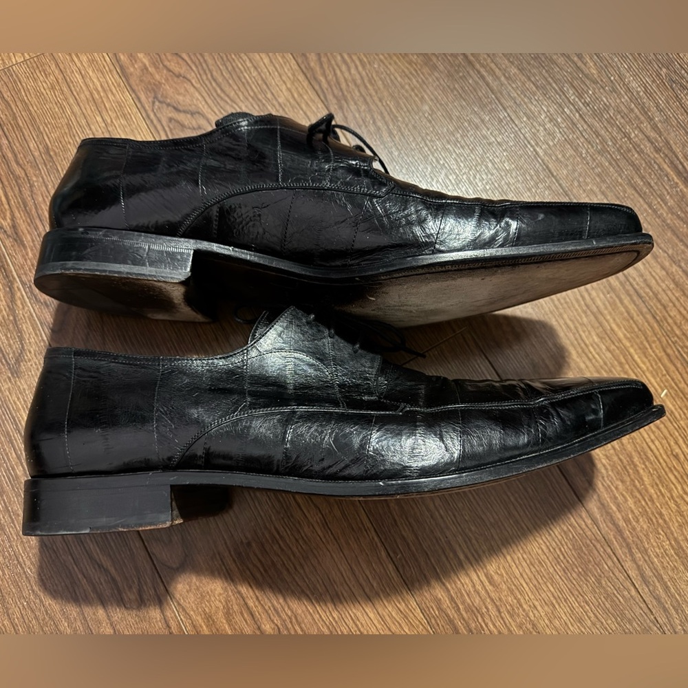 Mezlan Platinum Dinan Eel Leather Dress Shoes with Laces